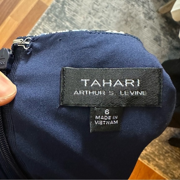 Tahari Womens Navy Blue Floral Embroiled Sleeveless Midi Summer Dress Size 6 - Picture 5 of 11